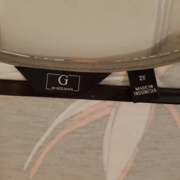 G by Giuliana Olive Green and Pink V-Neck Maxi Dress Size 2X with Flowy Sleeves - Picture 3 of 4